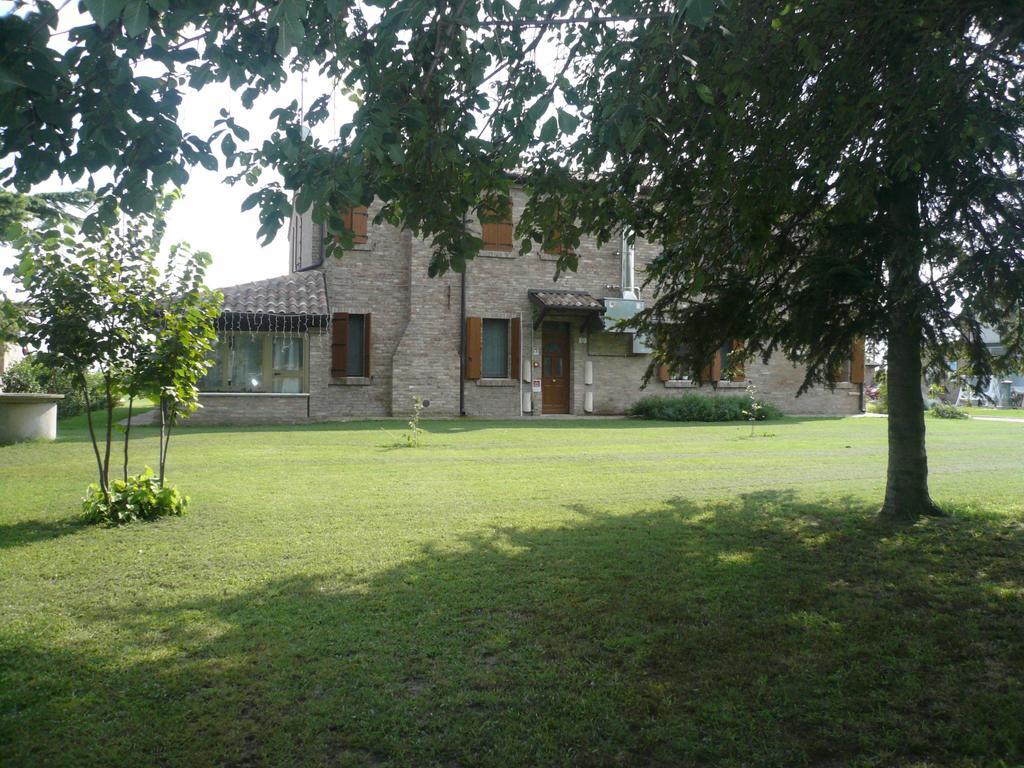 Il Dosso Agriturismo Codigoro Eksteriør billede
