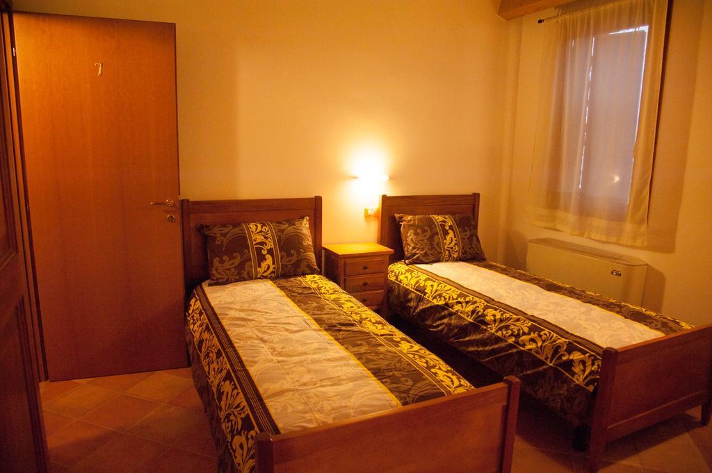 Il Dosso Agriturismo Codigoro Eksteriør billede