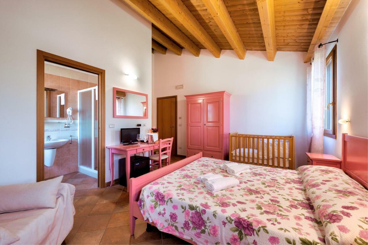 Il Dosso Agriturismo Codigoro Eksteriør billede